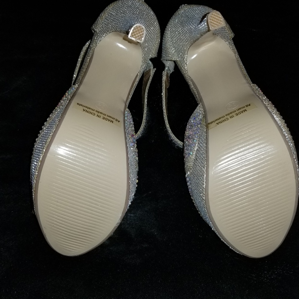 High heels - Picture 3 of 5